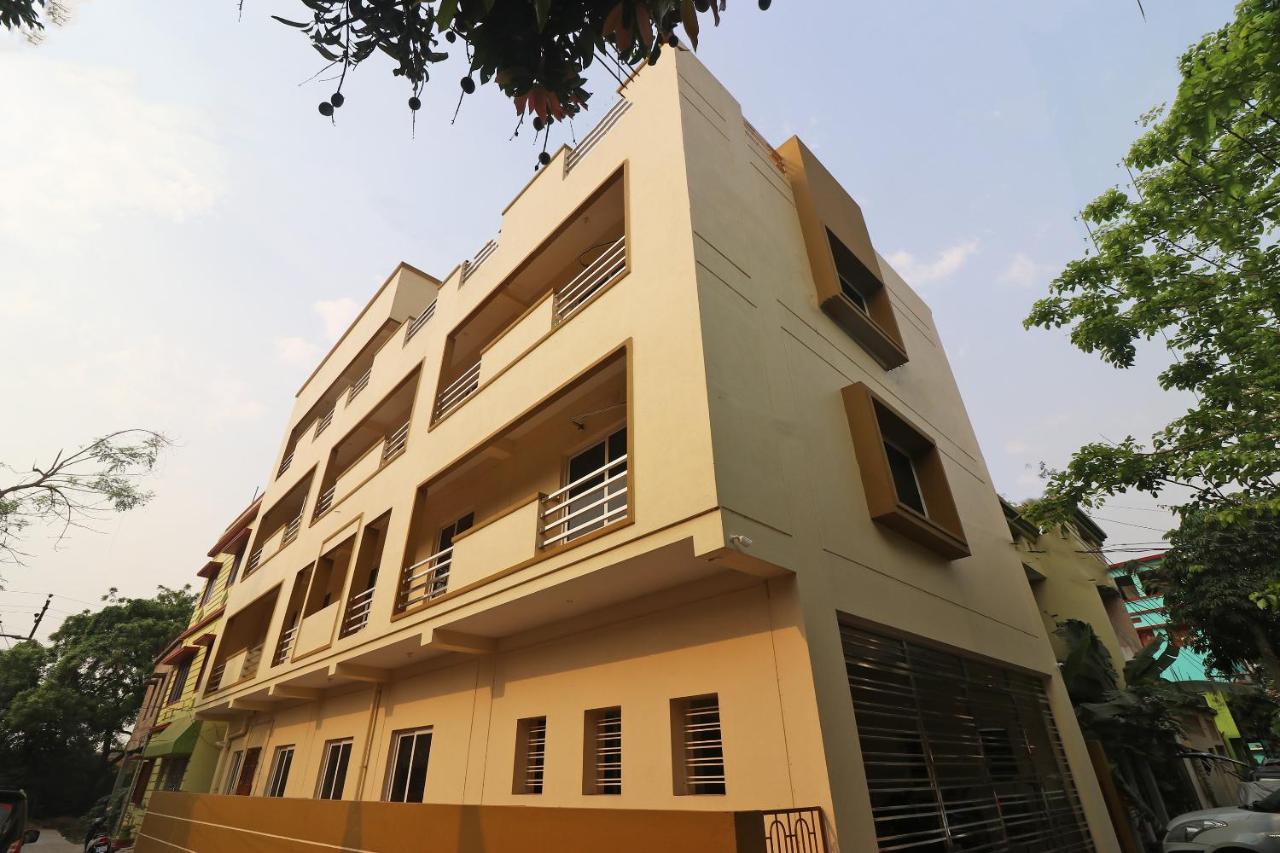 Oyo Hotel Ayush Palace Cuttack Exteriör bild